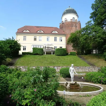 호텔 Biohotel Burg Lenzen